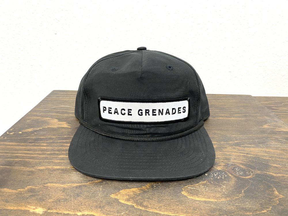 BLACK AND WHITE PATCHED RICHARDSON CAP